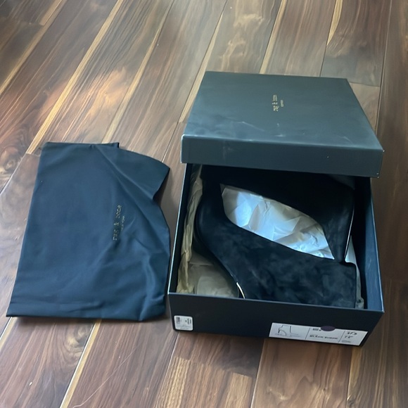 Rag & bone Wes Black Suede Pointed Stiletto Metal Heel Boot size 7.5 - Picture 8 of 9